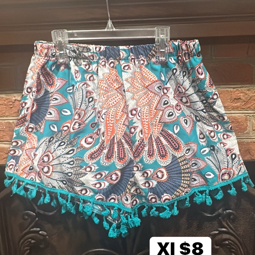 Women's Patterned Shorts with Tassels